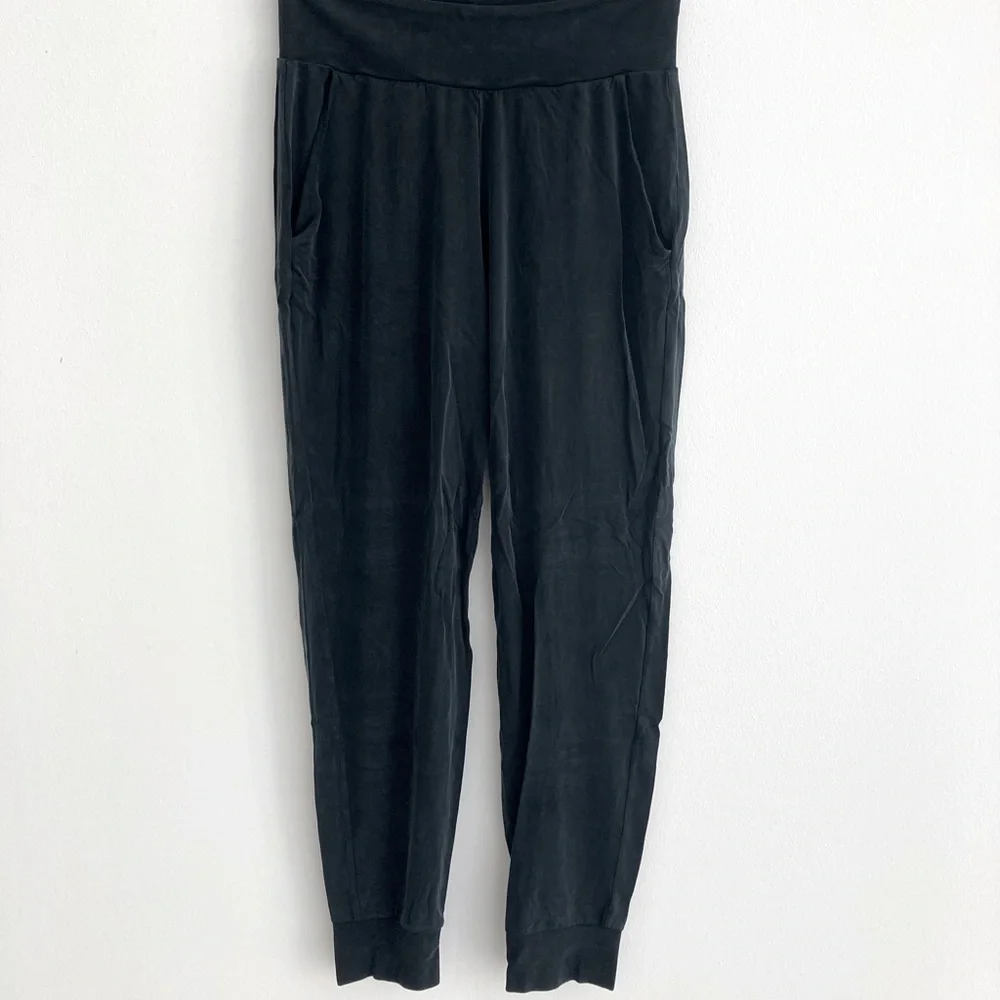 Commando - Picture 5 of 5